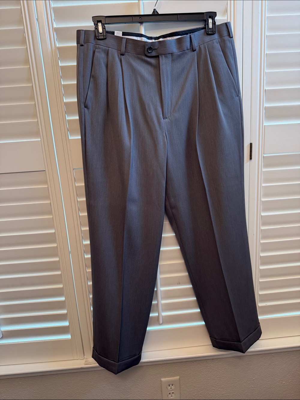 Perry Ellis Men's Pleated Dress Pants in Charcoal Gray